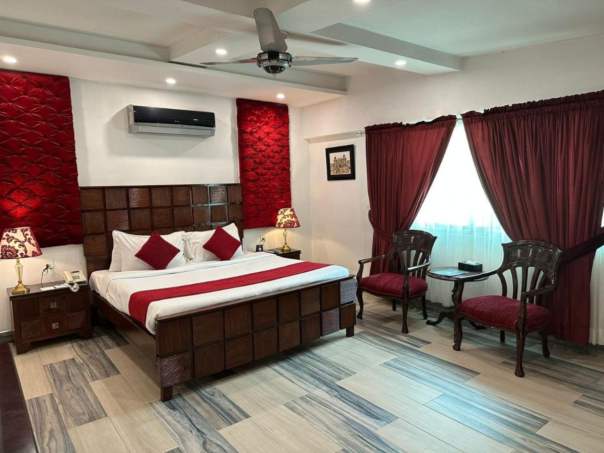Lawrence View Hotel, Lahore Ngoại thất bức ảnh